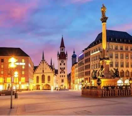 Genieten voor uw groep op de Marienplatz in München 